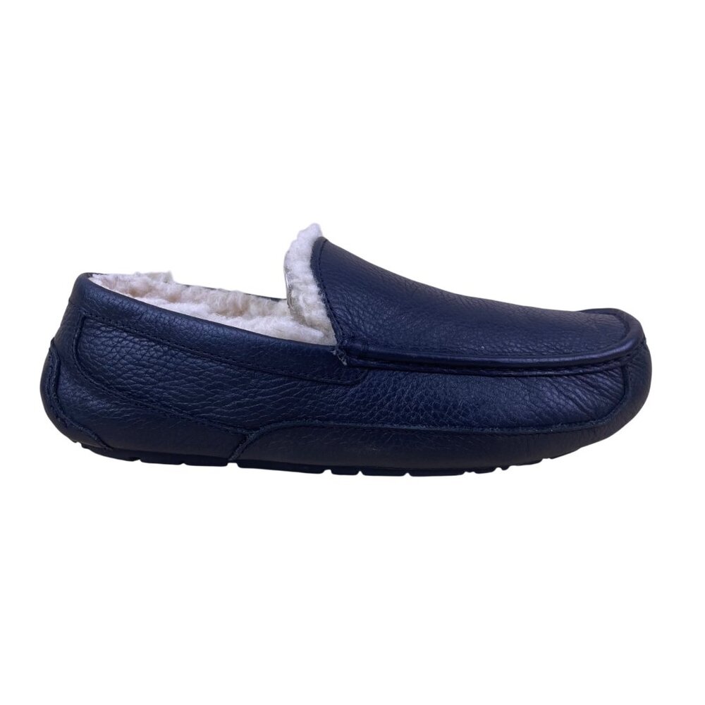 Ugg Men’s Black Leather & Sheepskin Lined  Indoor Outdoor Ascot Slippers Size 10